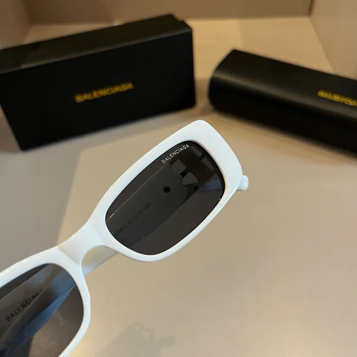 スーパーコピー バレンシアガ サングラス