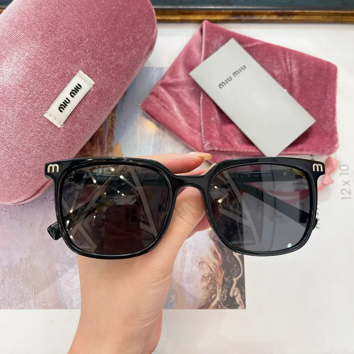 スーパーコピー ミュウミュウ サングラス