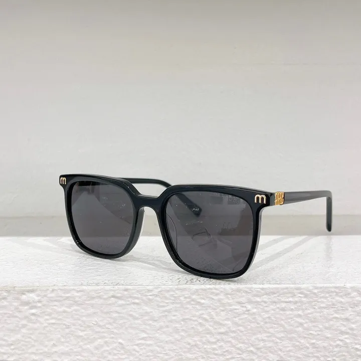 スーパーコピー ミュウミュウ サングラス