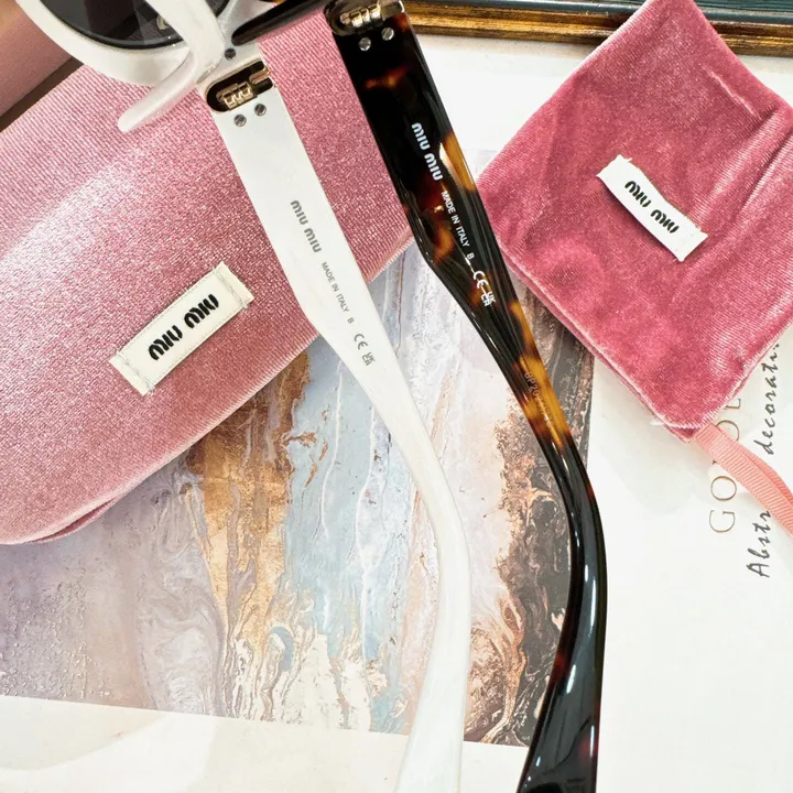 スーパーコピー ミュウミュウ サングラス