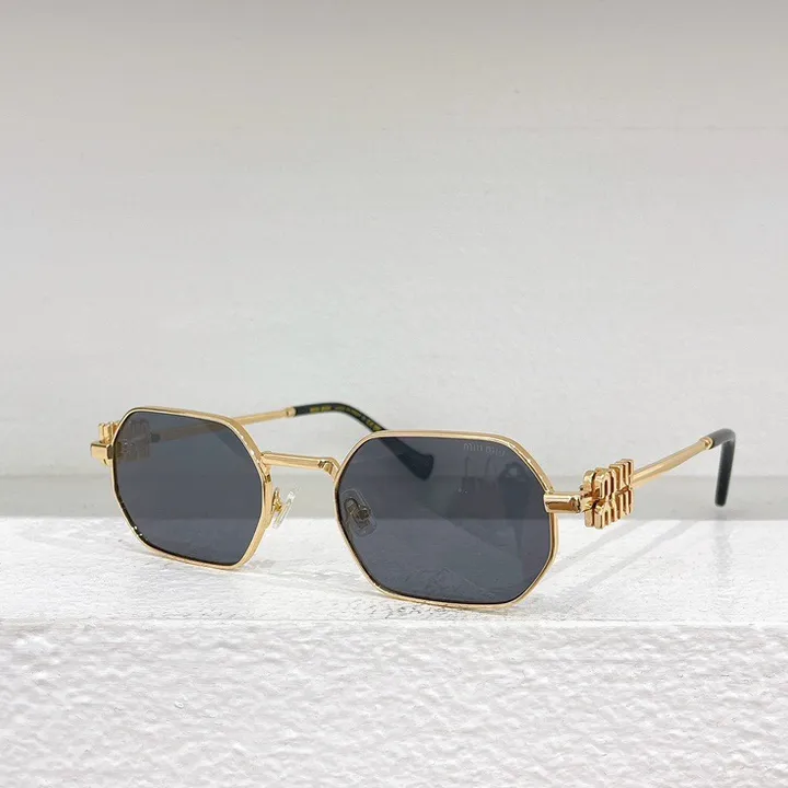 スーパーコピー ミュウミュウ サングラス