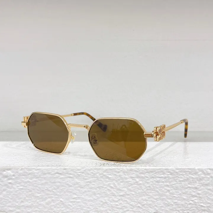 スーパーコピー ミュウミュウ サングラス