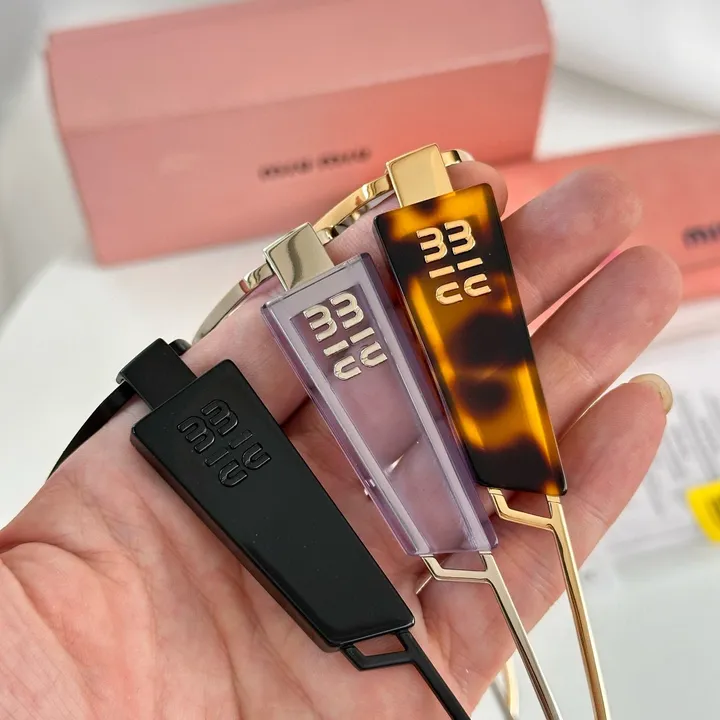 スーパーコピー ミュウミュウ サングラス