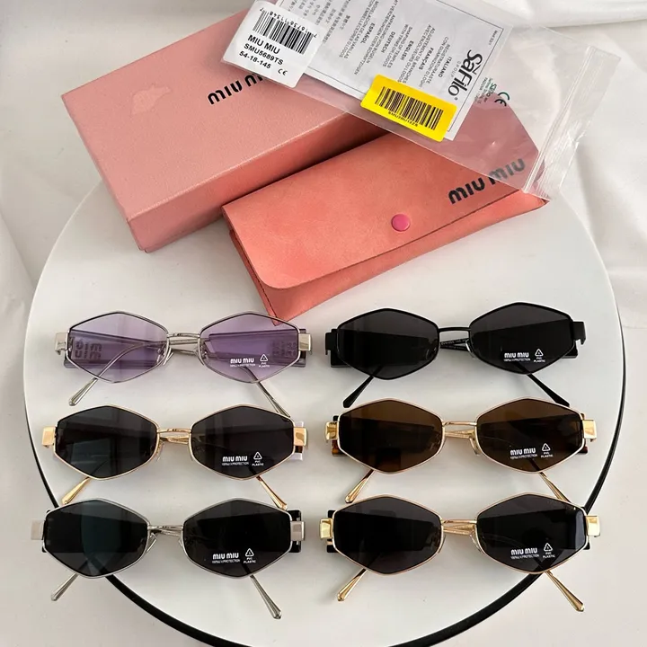 スーパーコピー ミュウミュウ サングラス