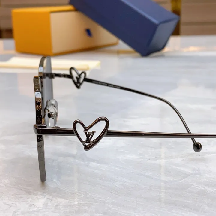 スーパーコピー ルイヴィトン サングラス