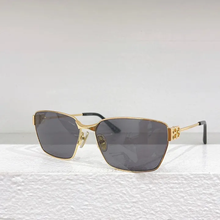 スーパーコピー バレンシアガ サングラス