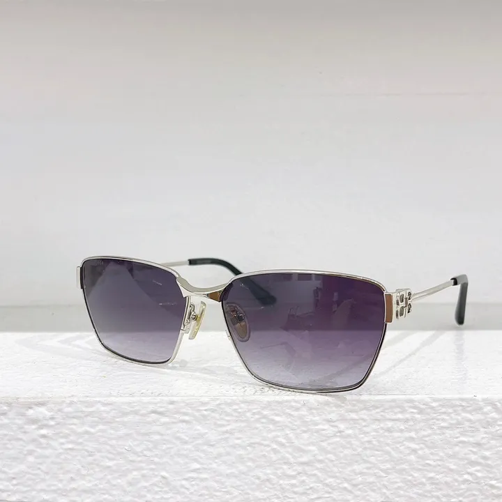 スーパーコピー バレンシアガ サングラス