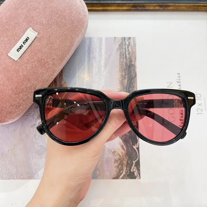 スーパーコピー ミュウミュウ サングラス