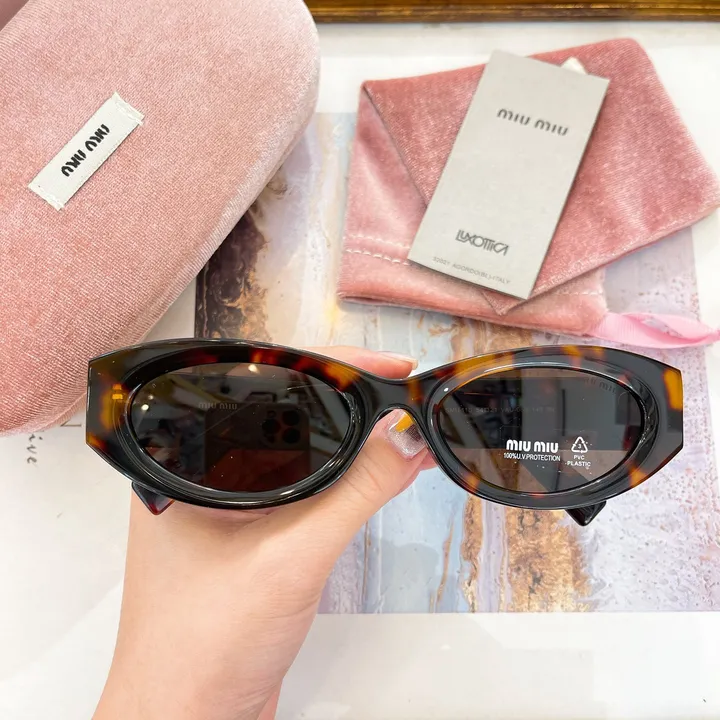 スーパーコピー ミュウミュウ サングラス