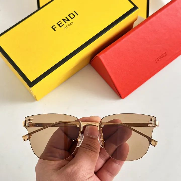 スーパーコピー フェンディ サングラス