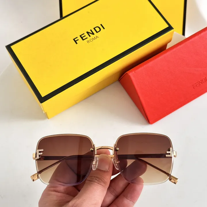 スーパーコピー フェンディ サングラス