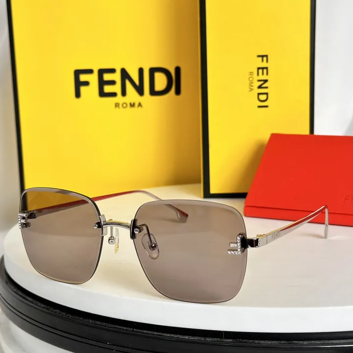 スーパーコピー ヴェルサーチ サングラス