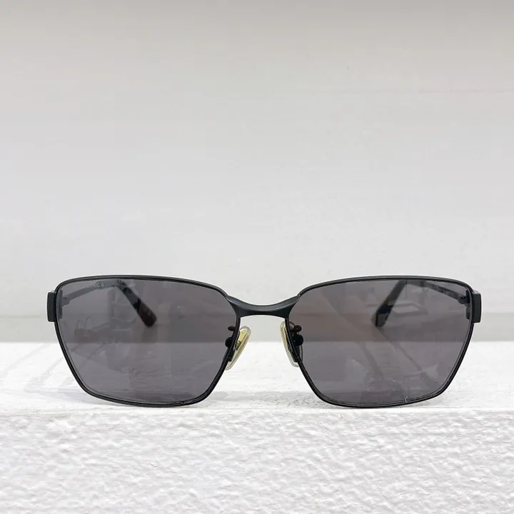 スーパーコピー バレンシアガ サングラス