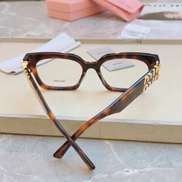 スーパーコピー ミュウミュウ サングラス