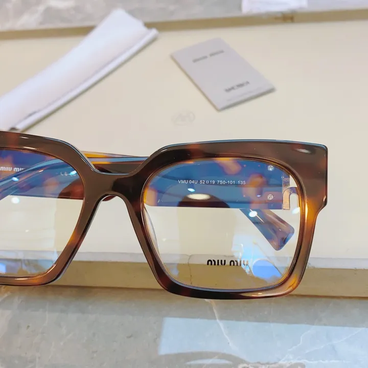 スーパーコピー ミュウミュウ サングラス