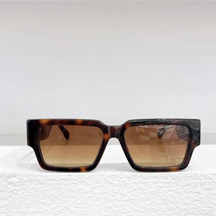 スーパーコピー ヴェルサーチ サングラス