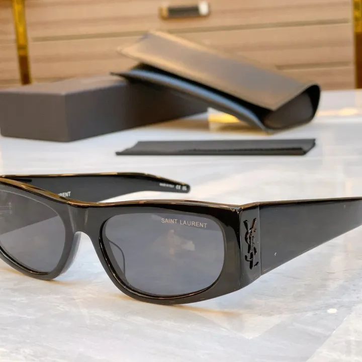 スーパーコピー ジバンシィ サングラス