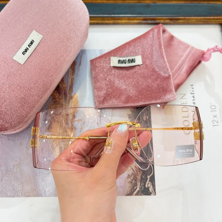 スーパーコピー ミュウミュウ サングラス