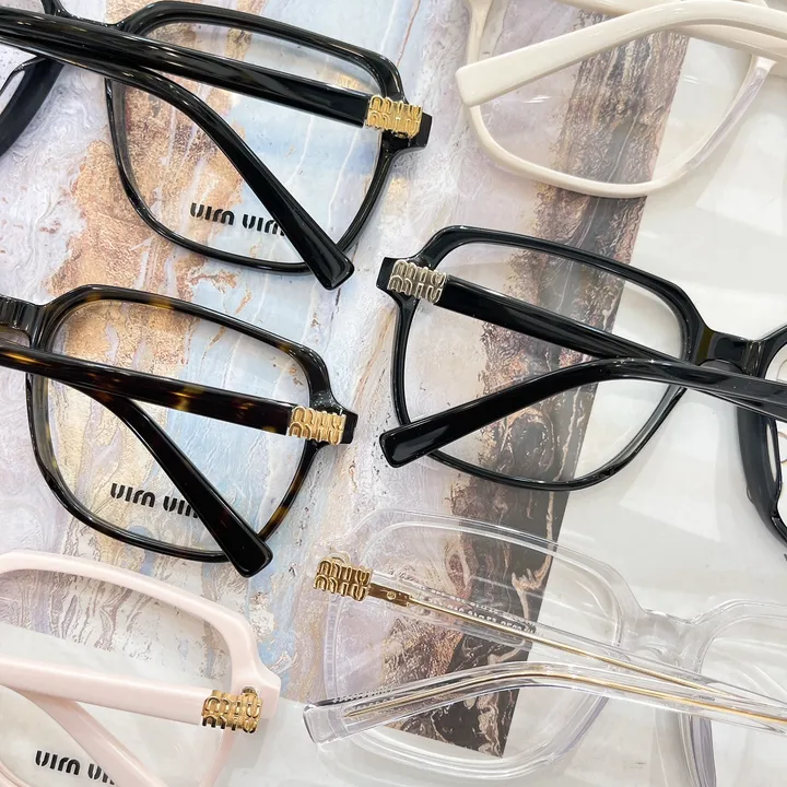 スーパーコピー ミュウミュウ サングラス