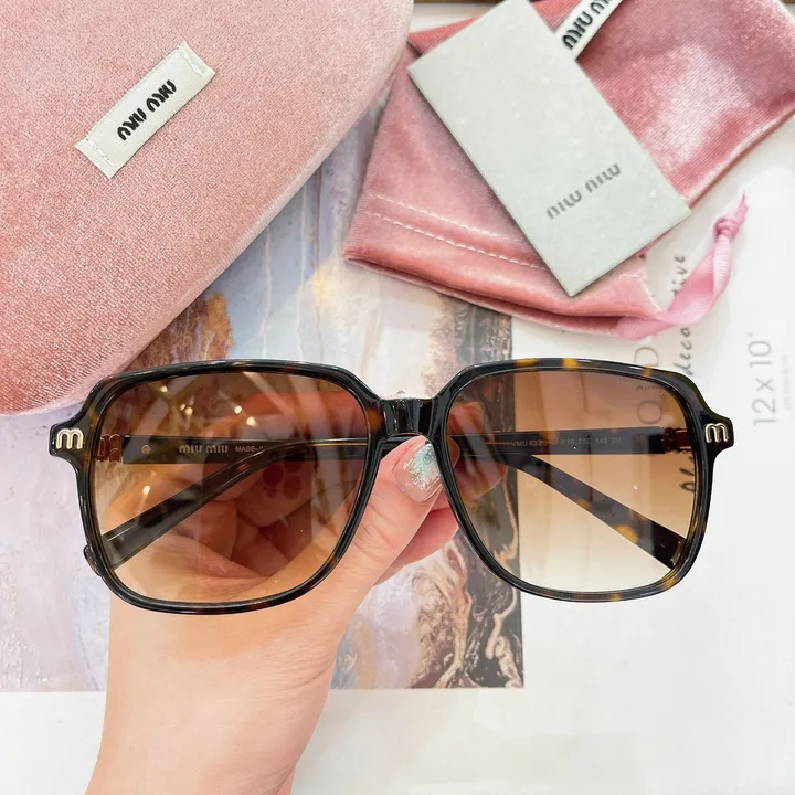スーパーコピー ミュウミュウ サングラス