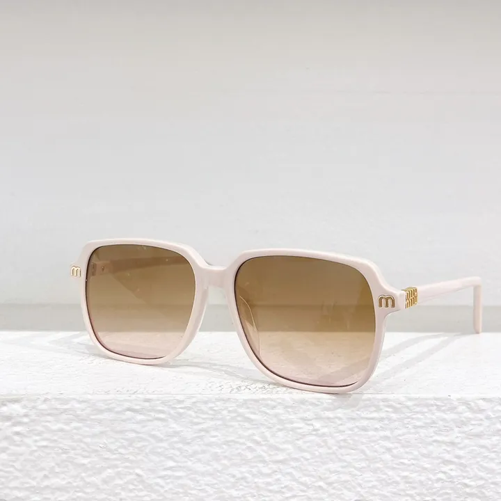 スーパーコピー ミュウミュウ サングラス