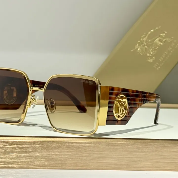 スーパーコピー バーバリー ス サングラス