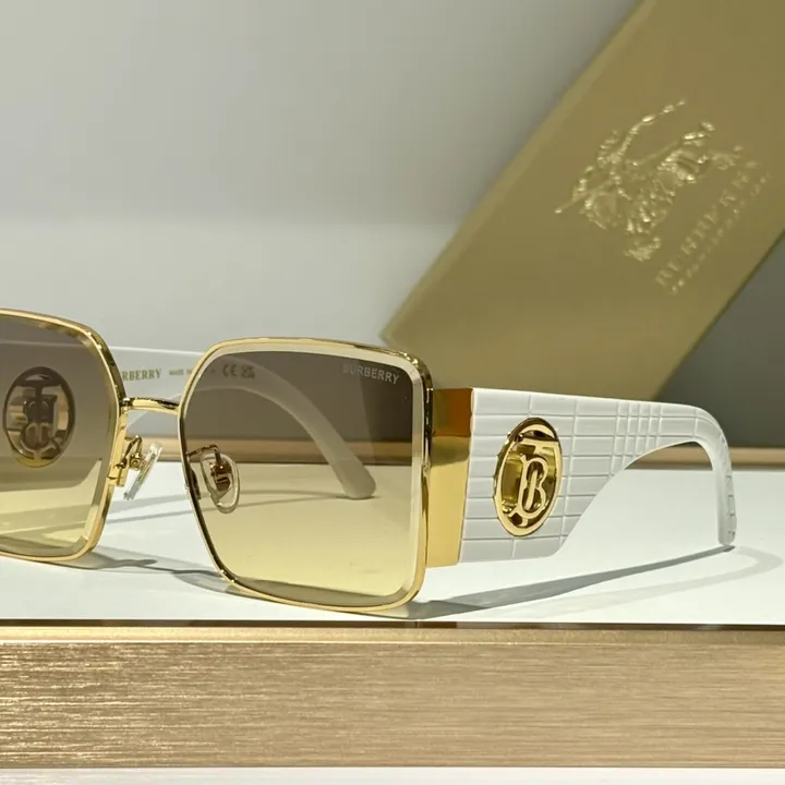 スーパーコピー バーバリー ス サングラス