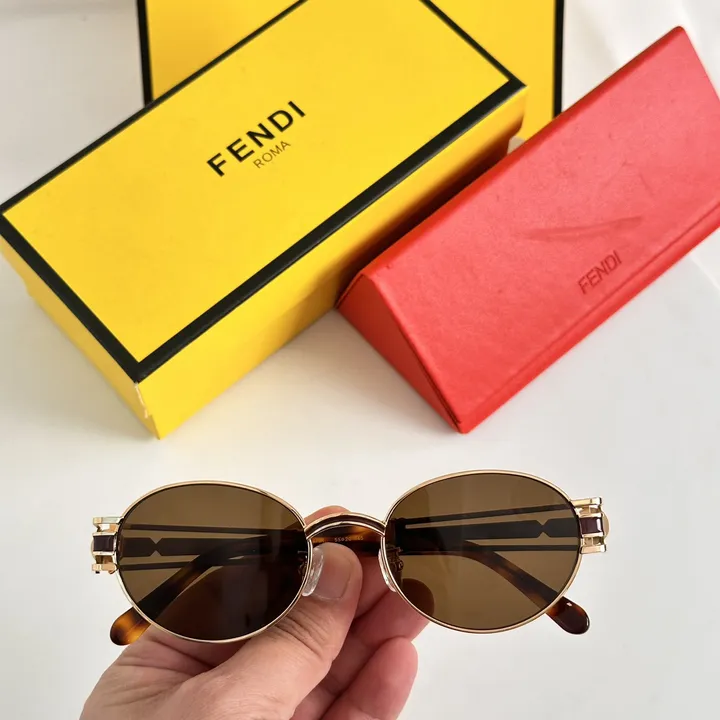 スーパーコピー フェンディ サングラス