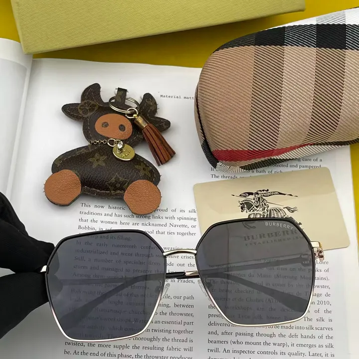 スーパーコピー バーバリー ス サングラス