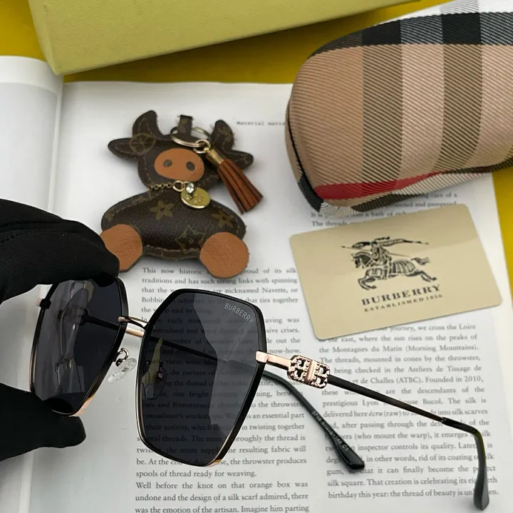 スーパーコピー バーバリー ス サングラス