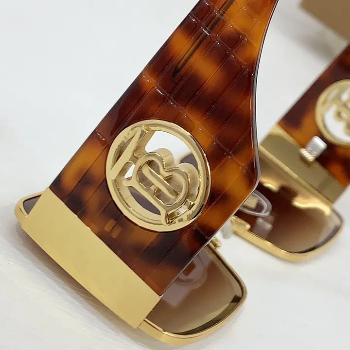 スーパーコピー バーバリー ス サングラス