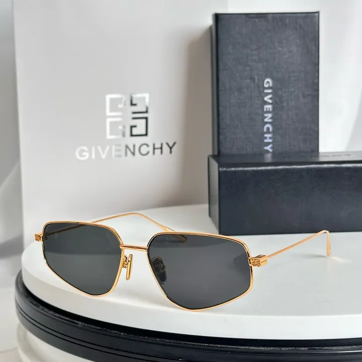 スーパーコピー バレンシアガ サングラス