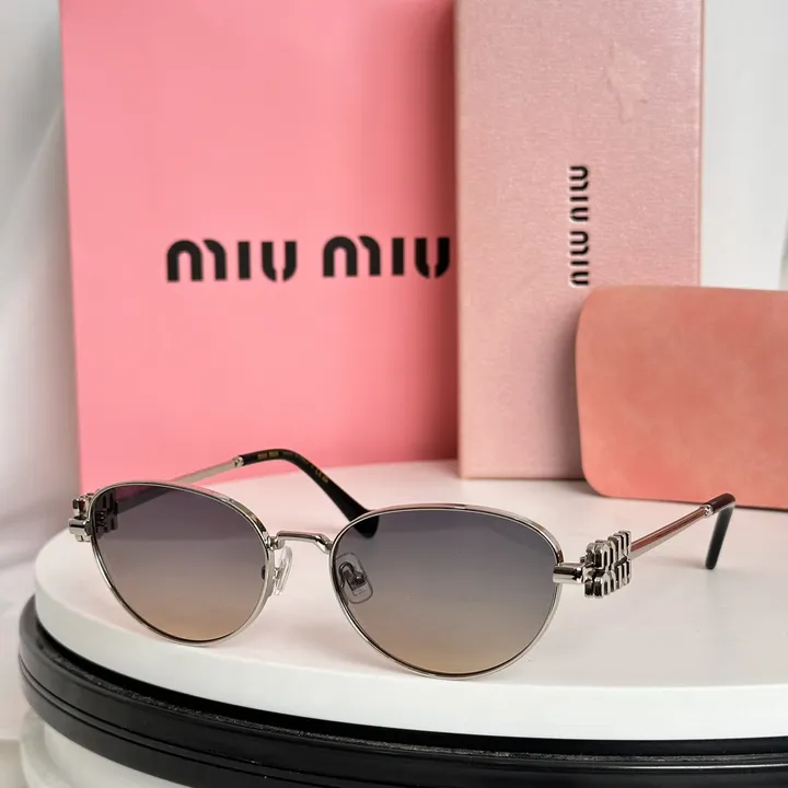 スーパーコピー ミュウミュウ サングラス