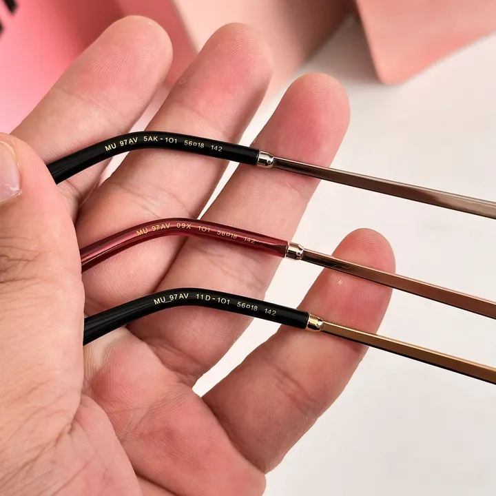 スーパーコピー ミュウミュウ サングラス