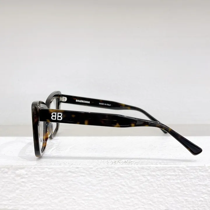 スーパーコピー バレンシアガ サングラス