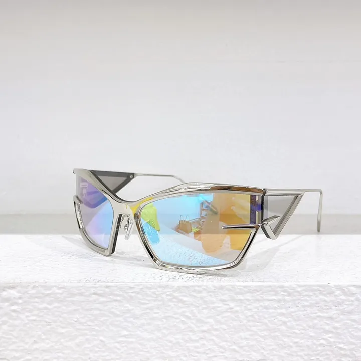 スーパーコピー バレンシアガ サングラス