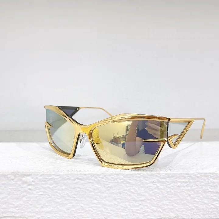 スーパーコピー バレンシアガ サングラス