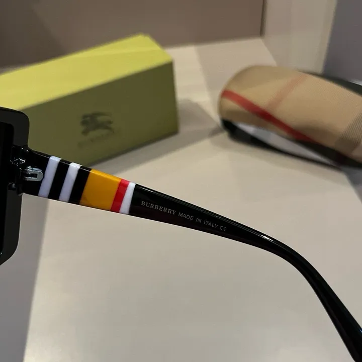 スーパーコピー バーバリー ス サングラス