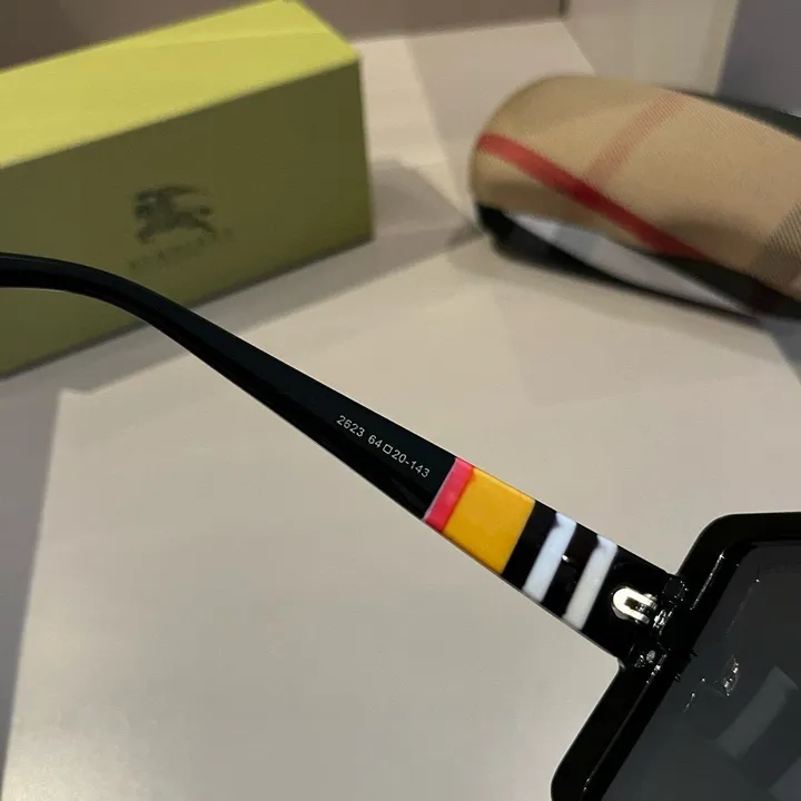 スーパーコピー バーバリー ス サングラス