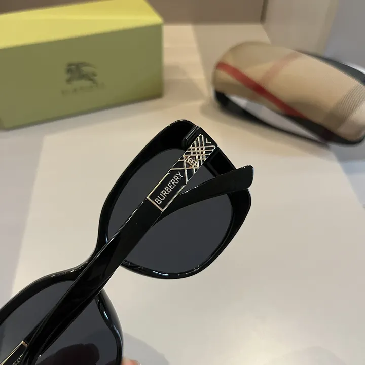 スーパーコピー バーバリー ス サングラス