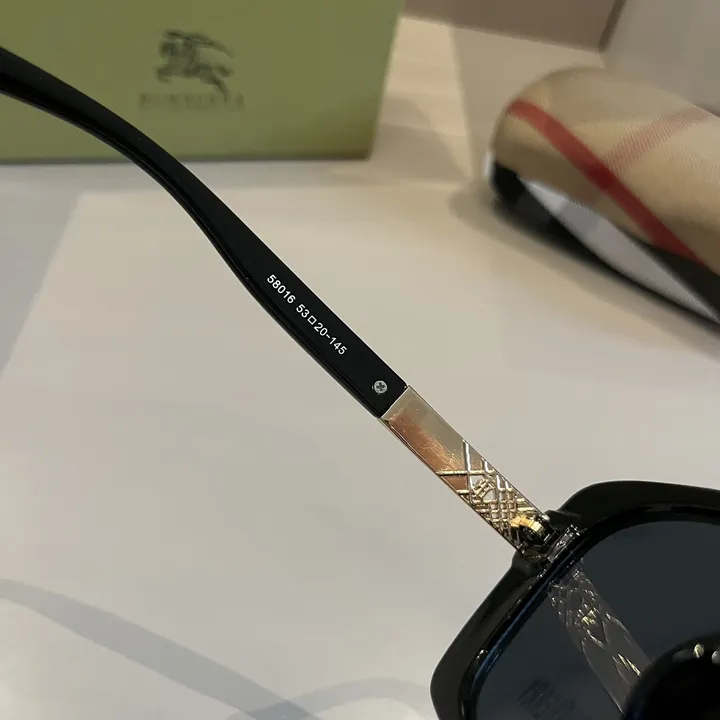 スーパーコピー バーバリー ス サングラス