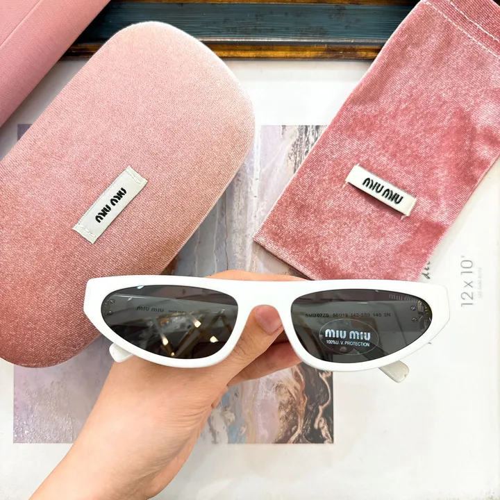 スーパーコピー ミュウミュウ サングラス