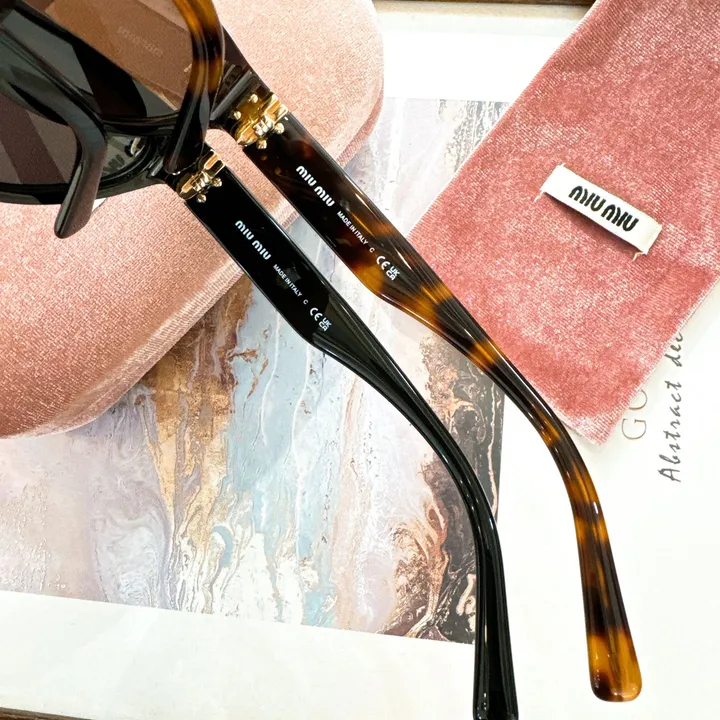 スーパーコピー ミュウミュウ サングラス