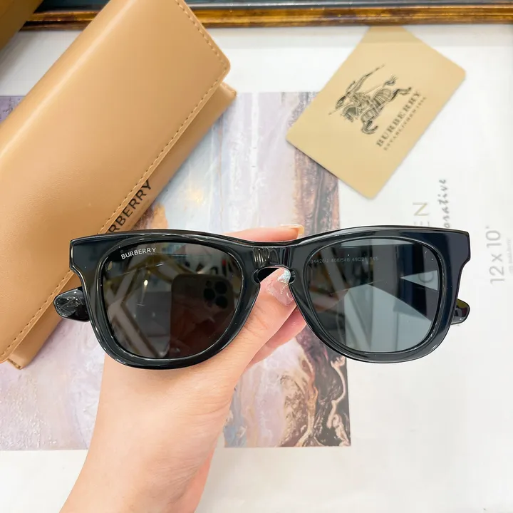 スーパーコピー バーバリー ス サングラス