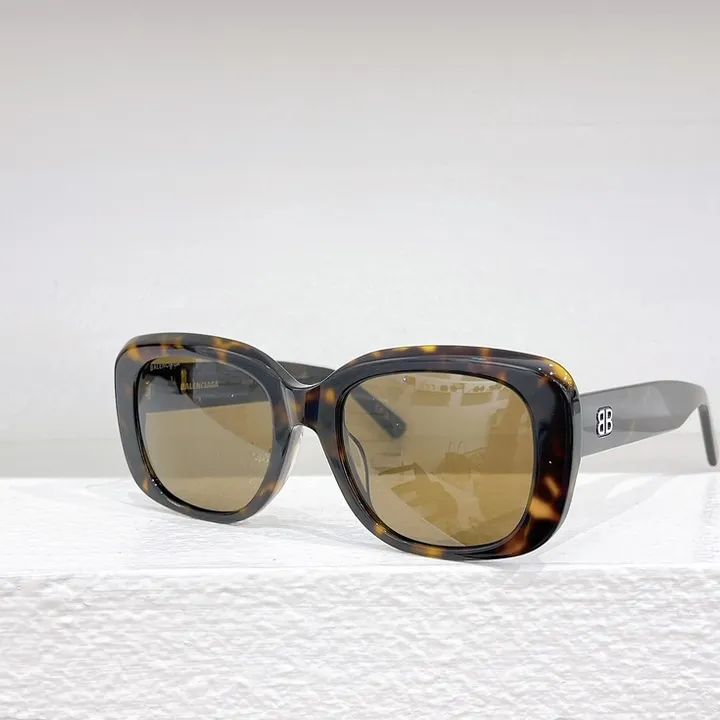 スーパーコピー バレンシアガ サングラス