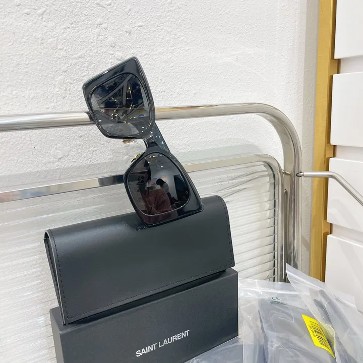 スーパーコピー イブサンローラン サングラス