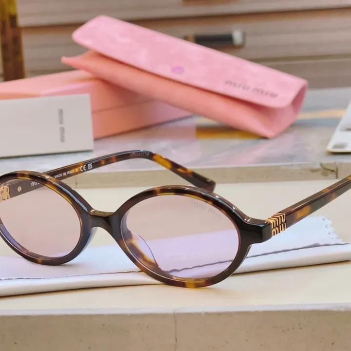 スーパーコピー ミュウミュウ サングラス