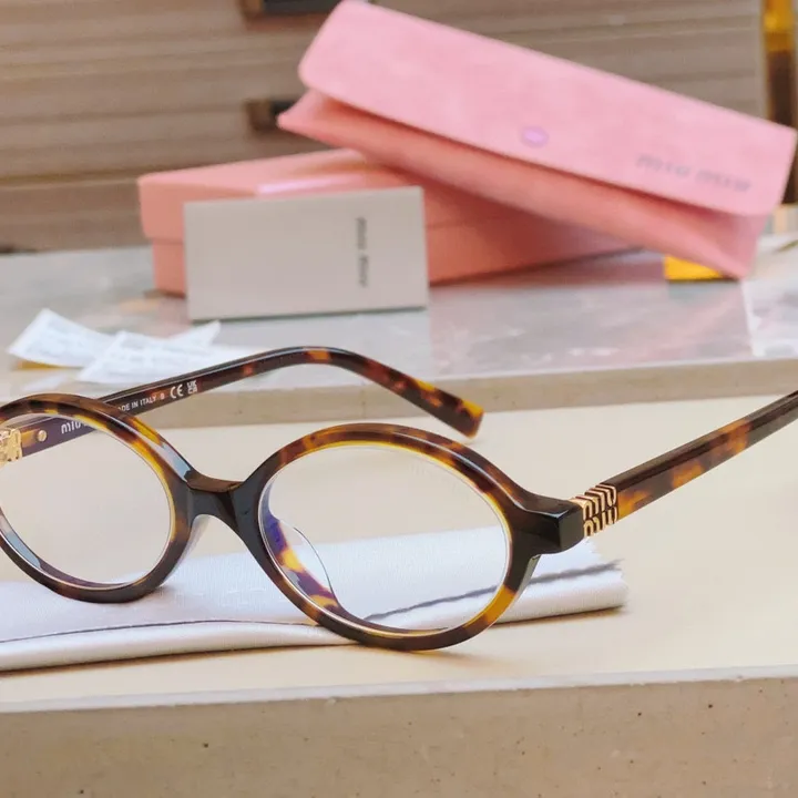 スーパーコピー ミュウミュウ サングラス