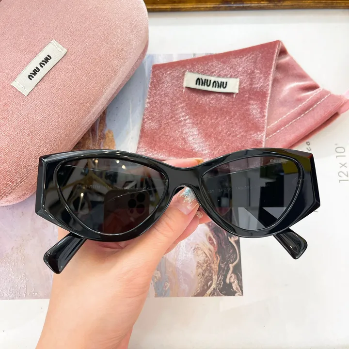 スーパーコピー ミュウミュウ サングラス