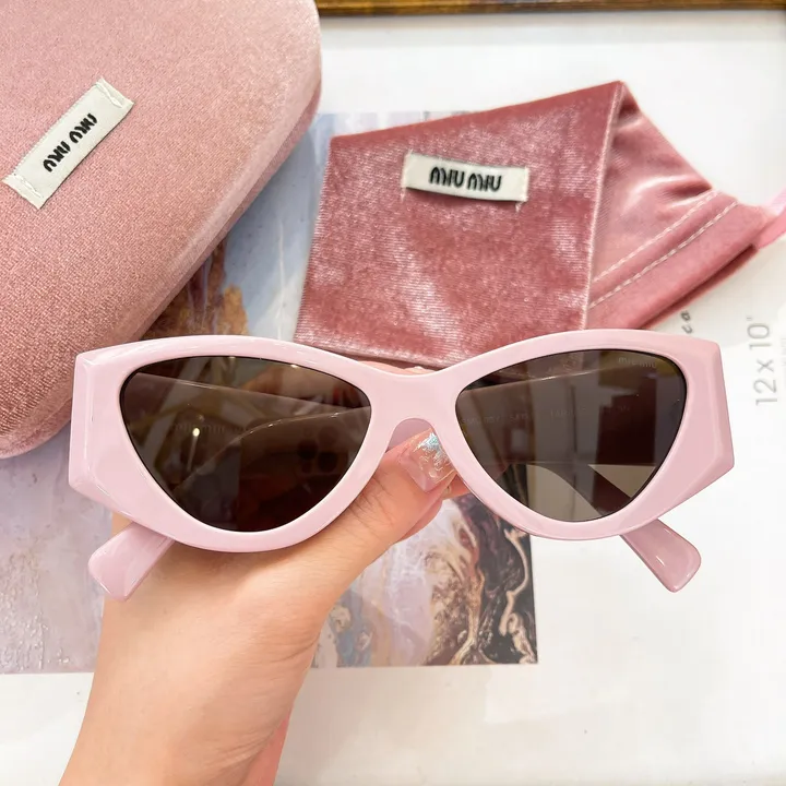 スーパーコピー ミュウミュウ サングラス